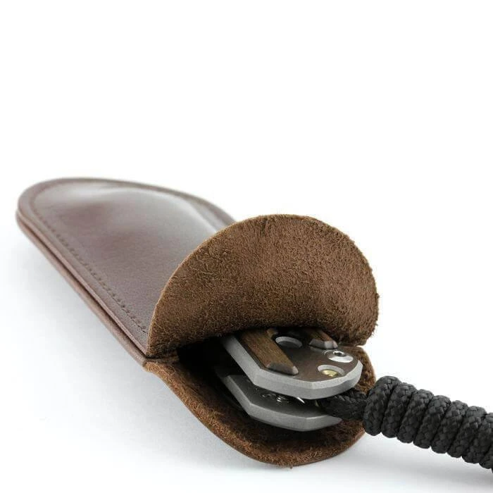 Hot Sale π CHRIS REEVE KNIVES Chris Reeves Leather Slip Sheath π 2 CHRIS REEVE KNIVES Chris Reeves Leather Slip Sheath