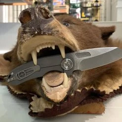 CURTISS CUSTOM KNIVES Curtiss Knives F3 Medium CTS-XHP Wharncliffe Non-Flipper Slim Folder WH/NF