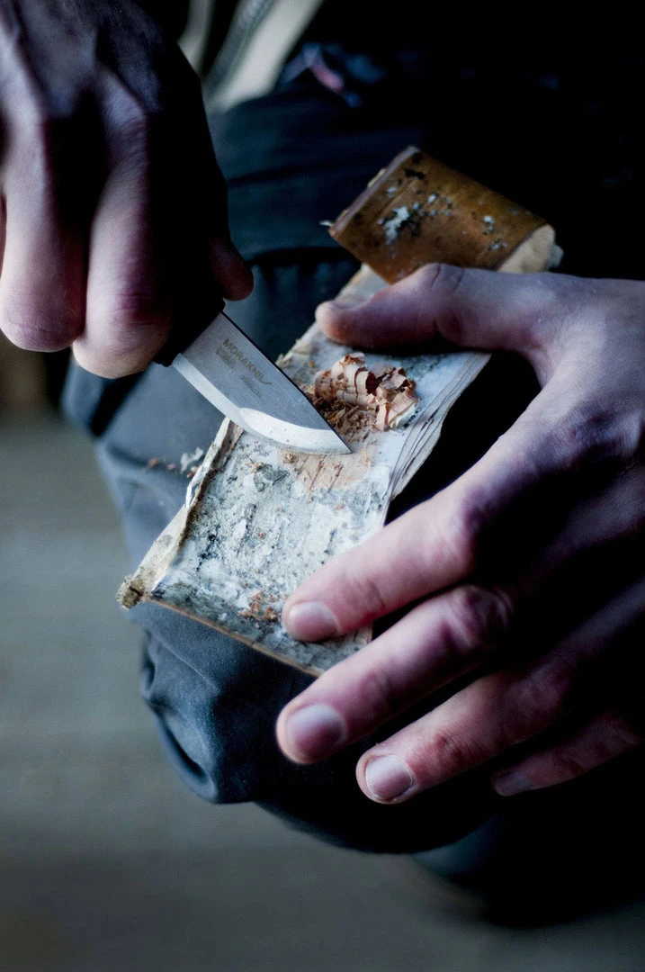 Budget π MORAKNIV Mora M-12647 Eldris Pocket-Size Fixed 2.2" 12C27 (Sweden) π 4 MORAKNIV Mora M-12647 Eldris Pocket-Size Fixed 2.2" 12C27 (Sweden)