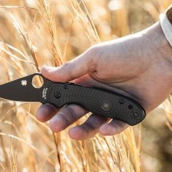 Spyderco Knives Spyderco C223PBBK Para 3 Lightweight Folding Knife 2.92