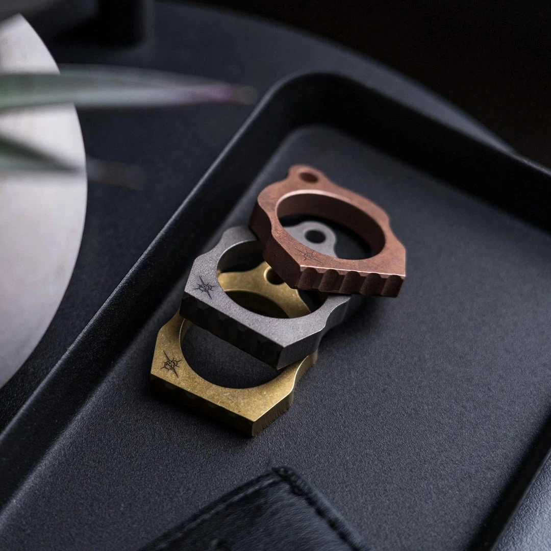 Flash Sale π TOOR KNIVES Toor Thumper Keychain Ring Pocket Defense Tool (USA) β 12 TOOR KNIVES Toor Thumper Keychain Ring Pocket Defense Tool (USA)